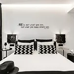 Palatia Hotel *