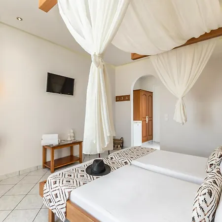 Palatia Hotel Naxos City